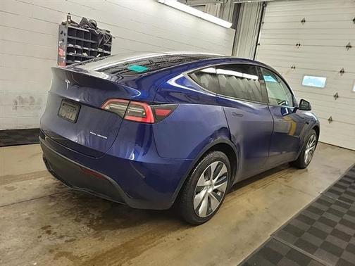 2021 Tesla Model Y Long Range Dual Motor All-Wheel Drive