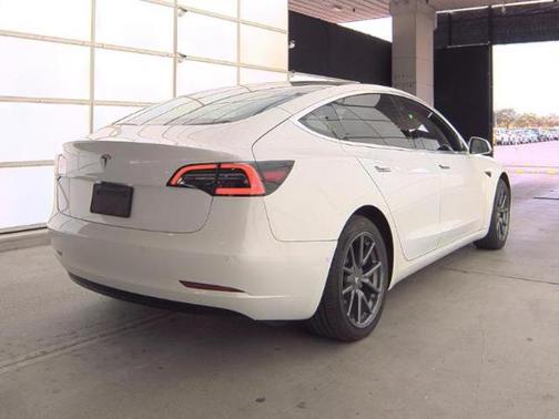 2018 Tesla Model 3 Mid Range