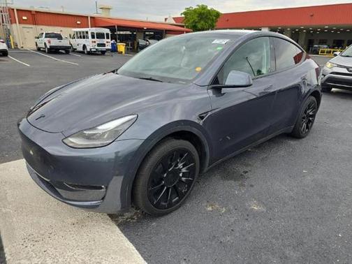 2023 Tesla Model Y Long Range Dual Motor All-Wheel Drive