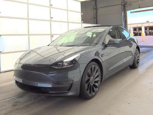 2023 Tesla Model 3 Performance