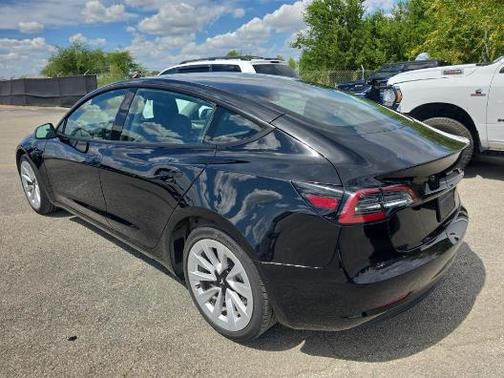 2022 Tesla Model 3 Standard Range