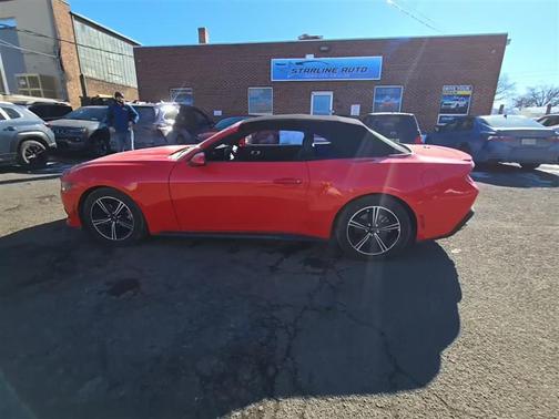2025 Ford Mustang EcoBoost