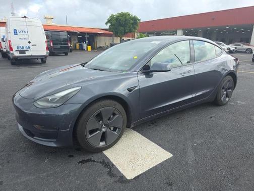 2023 Tesla Model 3 Standard Range