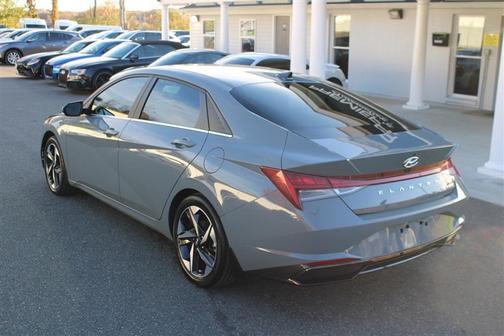 2023 Hyundai ELANTRA HEV Limited