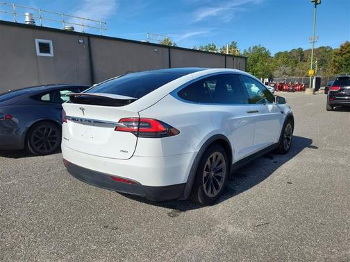 2018 Tesla Model X 75D