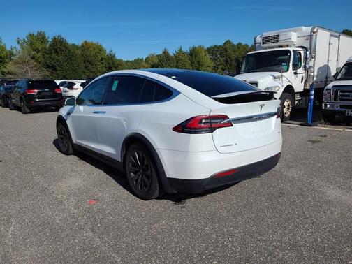 2018 Tesla Model X 75D
