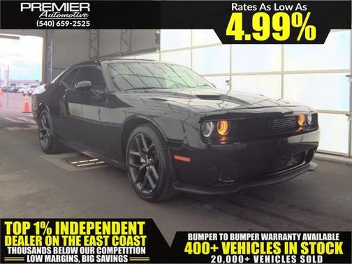 Pitch Black Clearcoat 2023 Dodge Challenger SXT