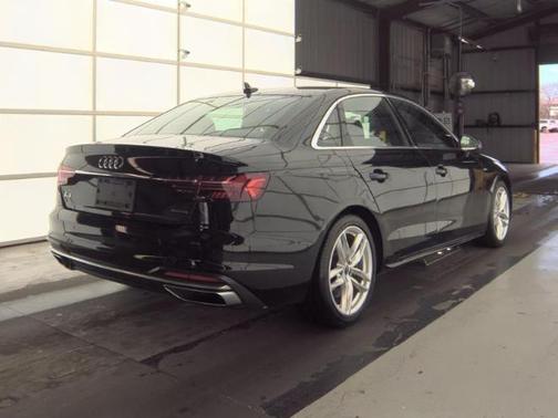 2023 Audi A4 45 S line Premium Plus
