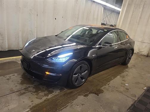 2019 Tesla Model 3 Standard Range Plus