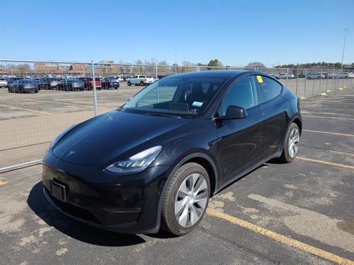 2022 Tesla Model Y Long Range Dual Motor All-Wheel Drive
