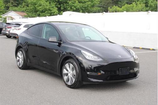 2022 Tesla Model Y Long Range Dual Motor All-Wheel Drive