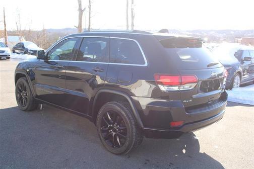 2021 Jeep Grand Cherokee Laredo
