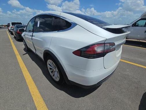 2020 Tesla Model X Long Range Dual Motor All-Wheel Drive