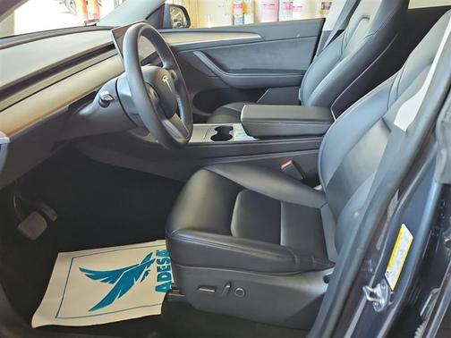 2022 Tesla Model Y Long Range Dual Motor All-Wheel Drive