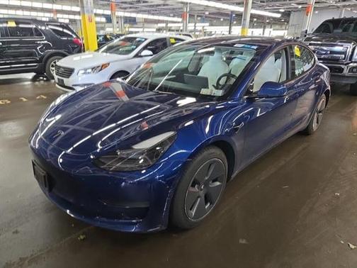 2022 Tesla Model 3 Long Range