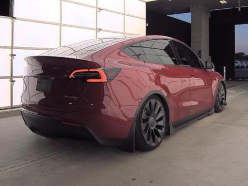 2022 Tesla Model Y Performance Dual Motor All-Wheel Drive