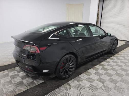 2023 Tesla Model 3 Performance