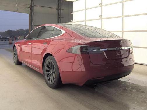 2020 Tesla Model S Performance
