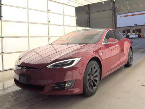 2020 Tesla Model S Performance