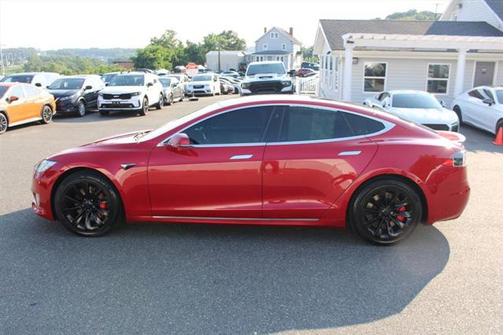 2020 Tesla Model S Performance
