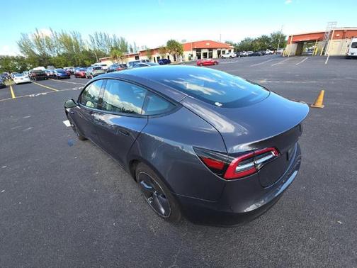 2023 Tesla Model 3 Standard Range