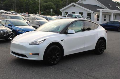 2021 Tesla Model Y Long Range Dual Motor All-Wheel Drive