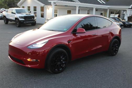 2023 Tesla Model Y Long Range Dual Motor All-Wheel Drive