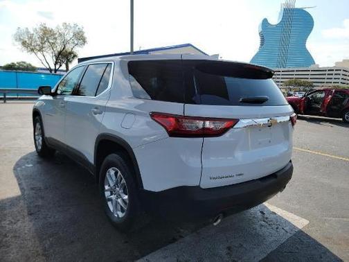 2021 Chevrolet Traverse LS