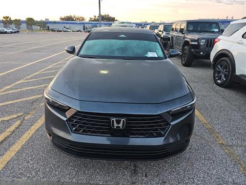 2025 Honda Accord LX 1.5T