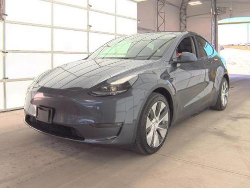 2023 Tesla Model Y Long Range Dual Motor All-Wheel Drive