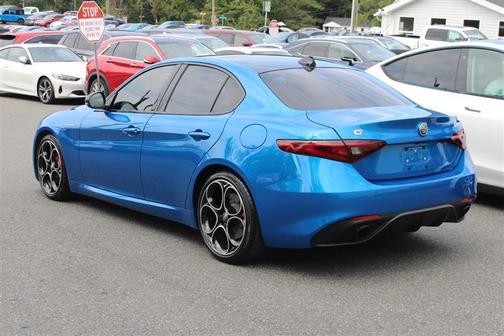 2022 Alfa Romeo Giulia Ti