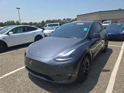 2023 Tesla Model Y Long Range Dual Motor All-Wheel Drive