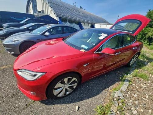 2020 Tesla Model S Long Range