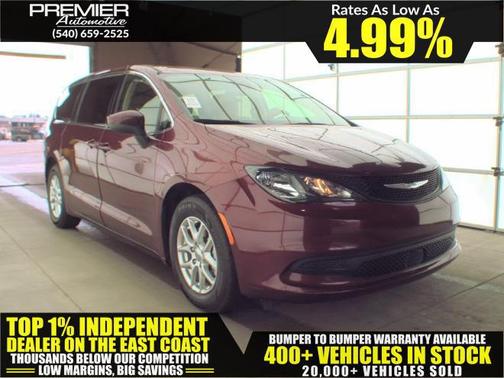 2023 Chrysler Voyager LX