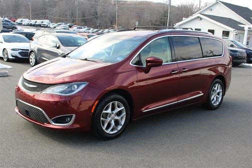 2018 Chrysler Pacifica Touring-L Plus