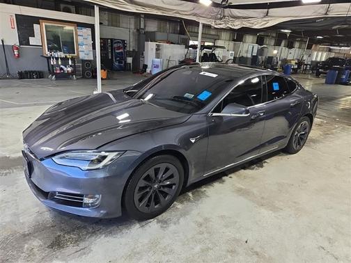 2020 Tesla Model S Long Range