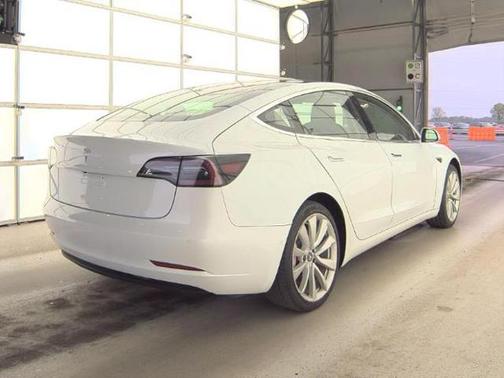 2018 Tesla Model 3 Mid Range