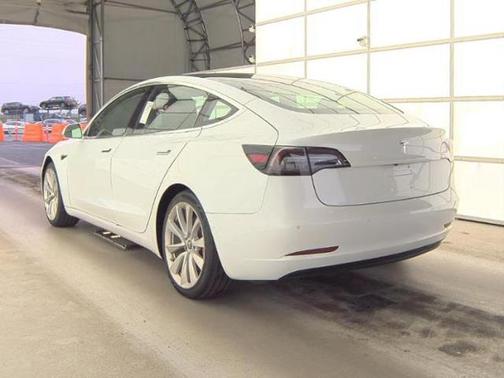 2018 Tesla Model 3 Mid Range