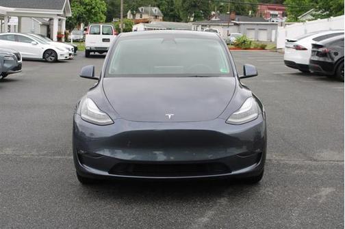 2022 Tesla Model Y Long Range Dual Motor All-Wheel Drive