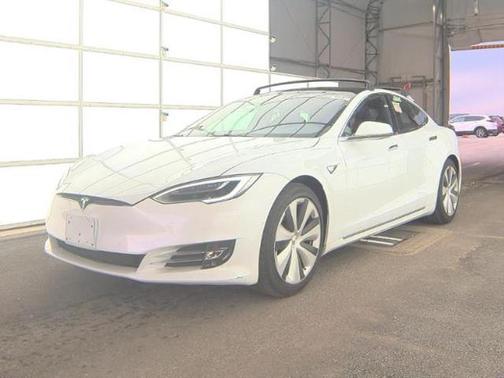 2020 Tesla Model S Long Range