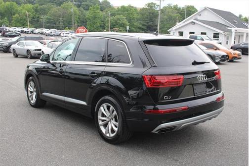 2019 Audi Q7 55 Premium Plus