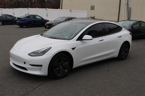 2023 Tesla Model 3 Standard Range