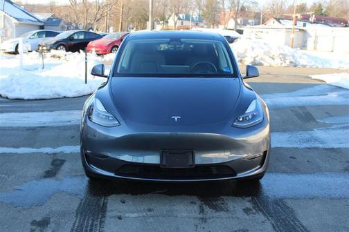 2023 Tesla Model Y Long Range Dual Motor All-Wheel Drive