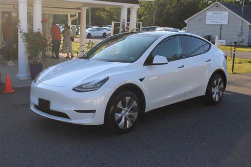 2023 Tesla Model Y Long Range Dual Motor All-Wheel Drive