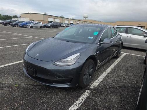 2020 Tesla Model 3 Standard Range