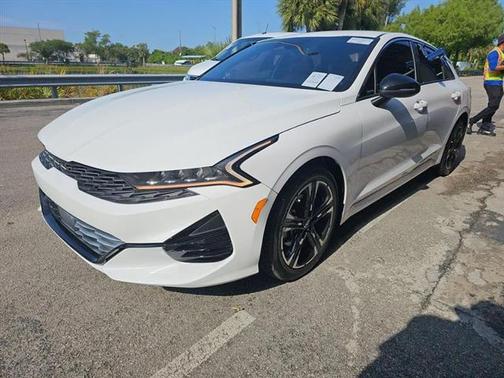 2023 Kia K5 GT-Line