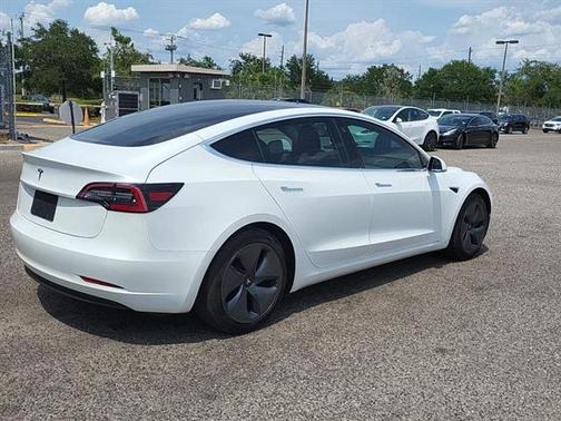 2020 Tesla Model 3 Standard Range Plus