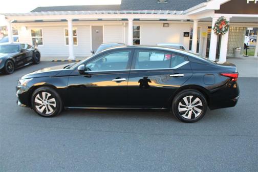 2022 Nissan Altima S FWD