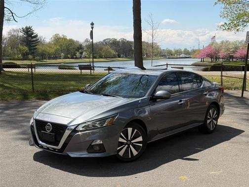 Gun Metallic 2020 Nissan Altima 2.5 SL