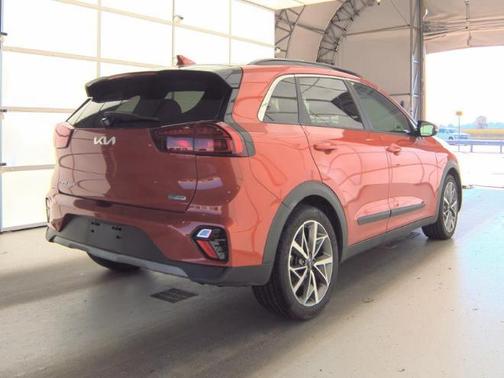 2022 Kia Niro Touring SE